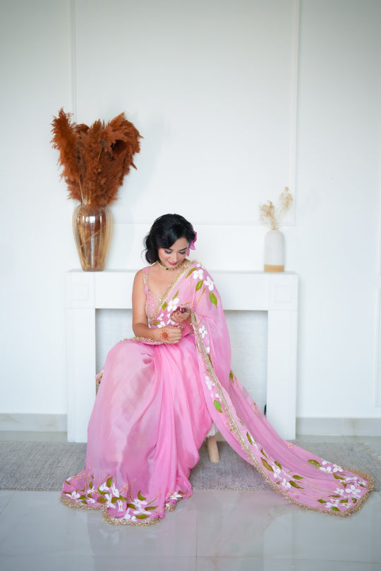 Gulabi Retro