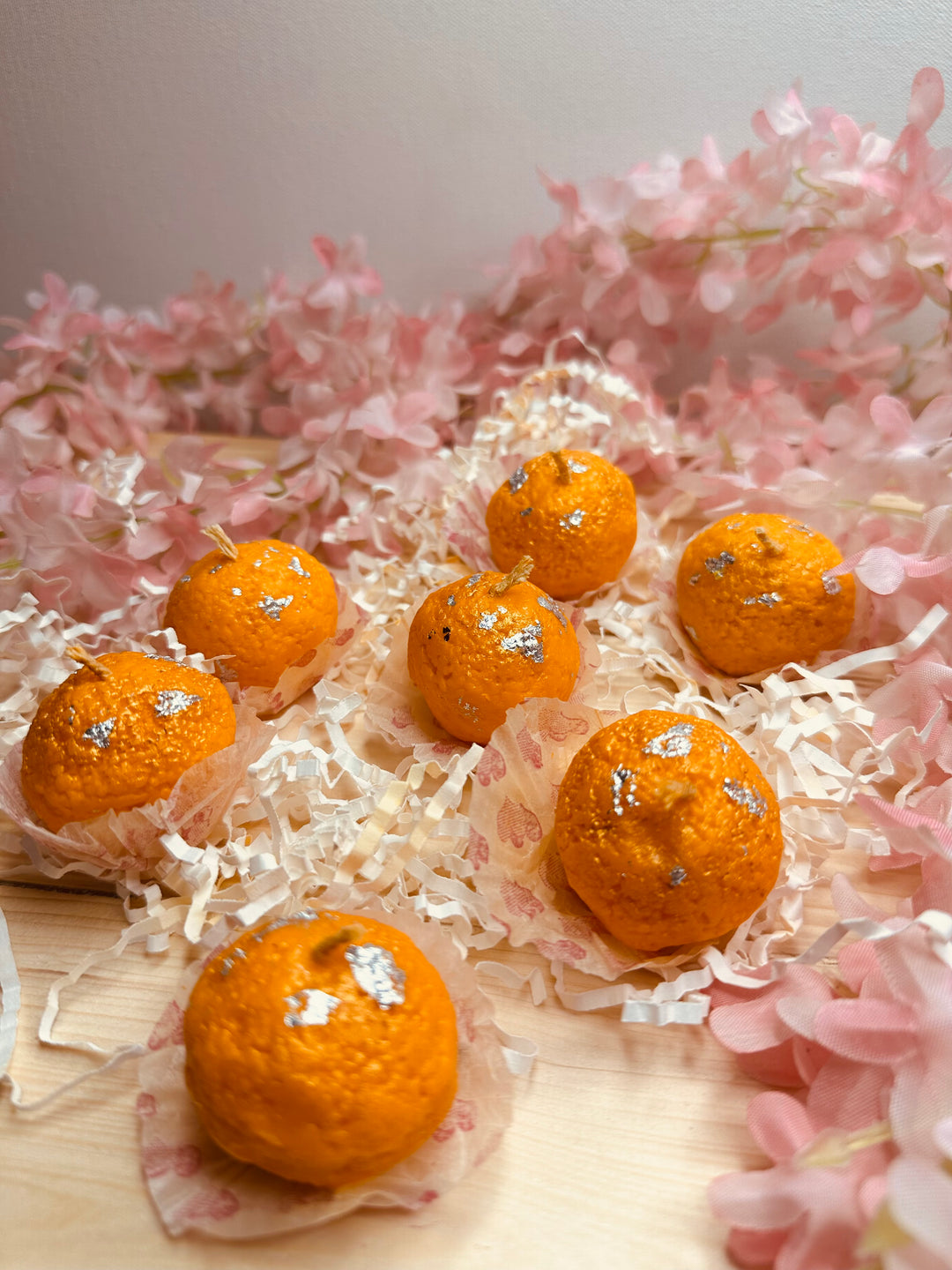 Motichur ladoo candle