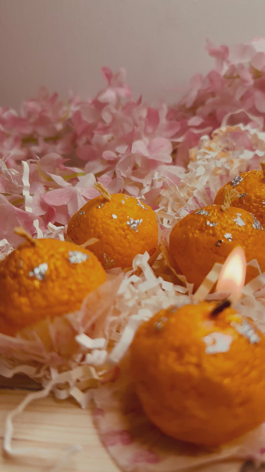 Motichur ladoo candle